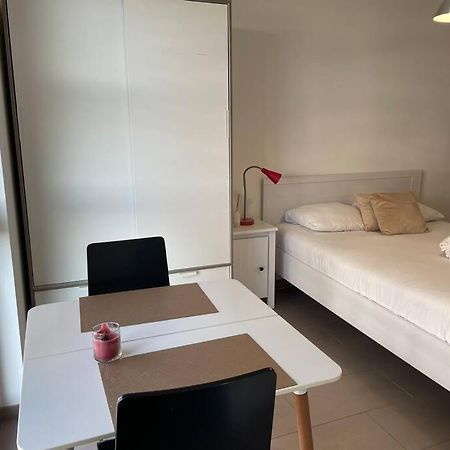 Joli Studio Confortable ! Prilly Ngoại thất bức ảnh